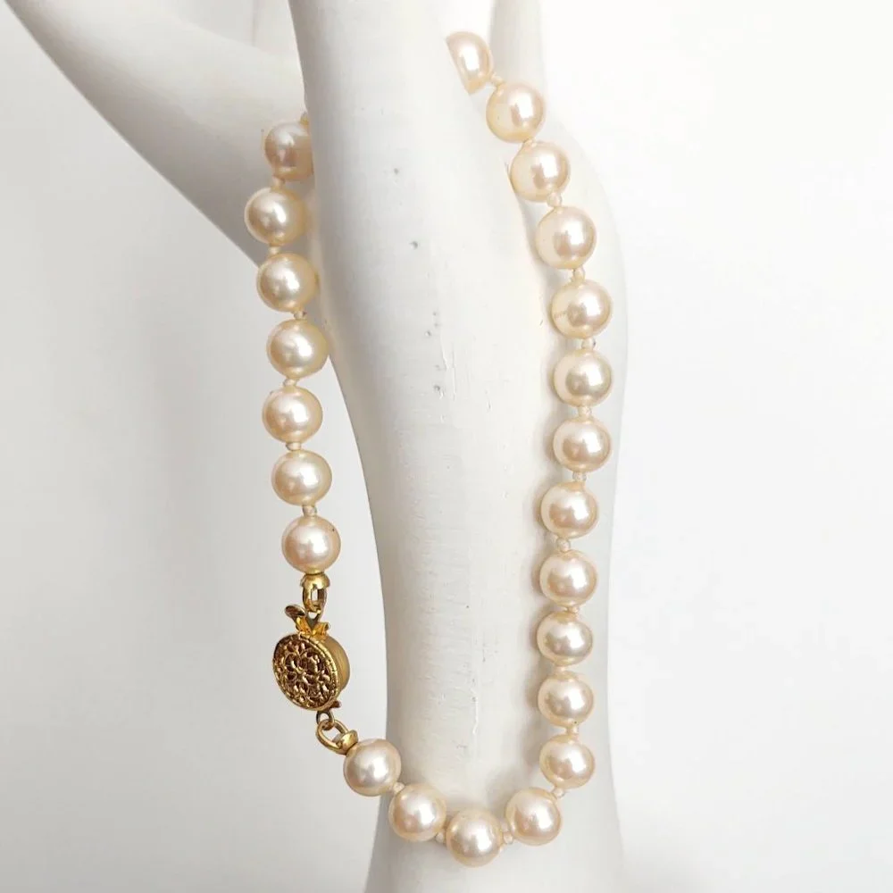 N/A ivory faux